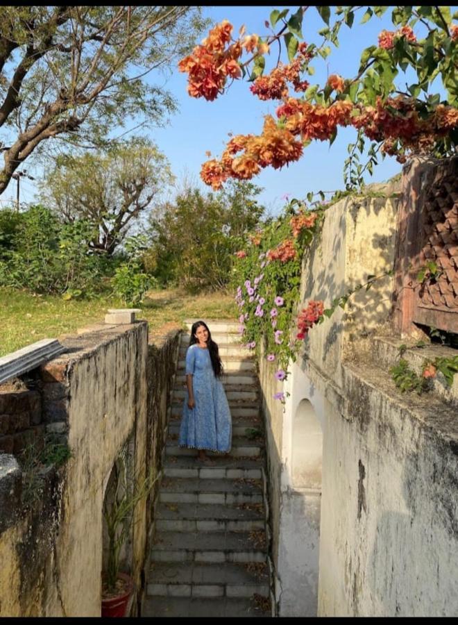 Bassi Fort Palace Chittorgarh Esterno foto